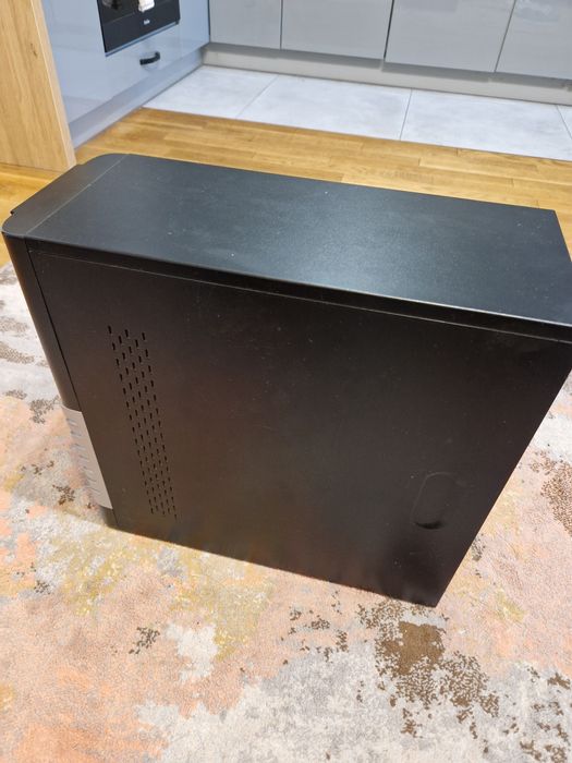 Komputer stacjonarny