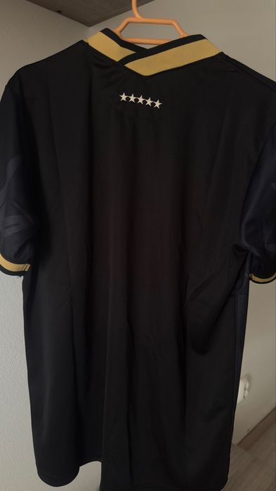 Camisa Selecao Brasileira  preta dourado