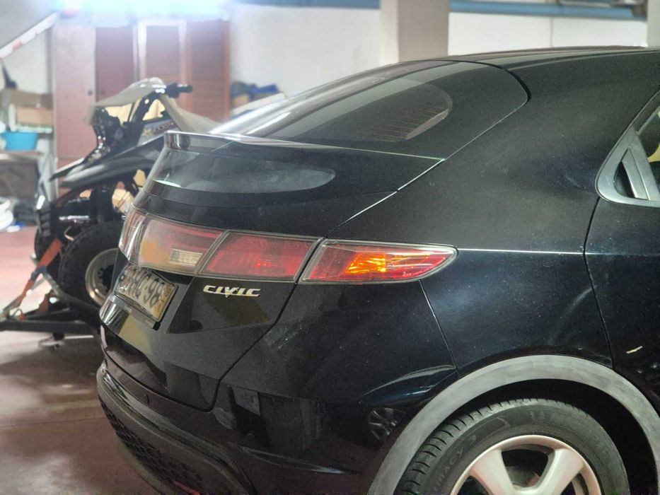 Honda Civic — fotografia 4