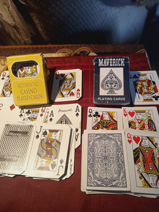 Карты игральные  и Таро.Шашки и шахматы