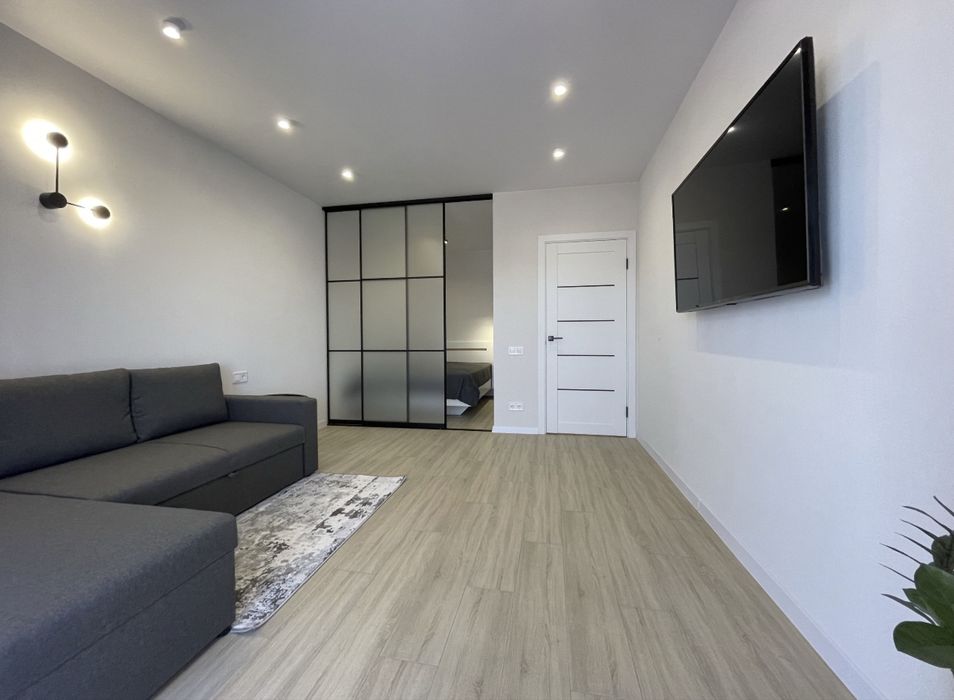 Квартира біля озера | Подобово або помісячно