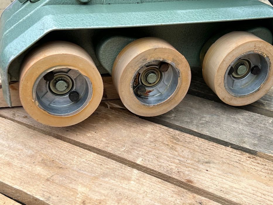 Автоподача, подача до фрезера, фуганка, пилкі - циркуляркі