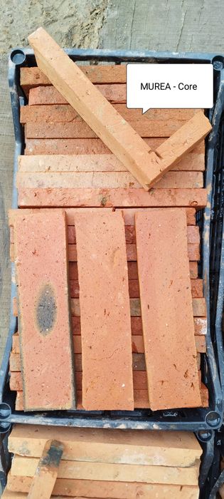 Manufaktura, cegła rozbiórkowa, cięta, styl loft, vintage, rustykalny