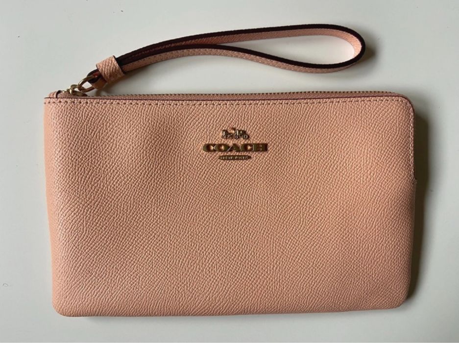 Clutch Coach rosa nova