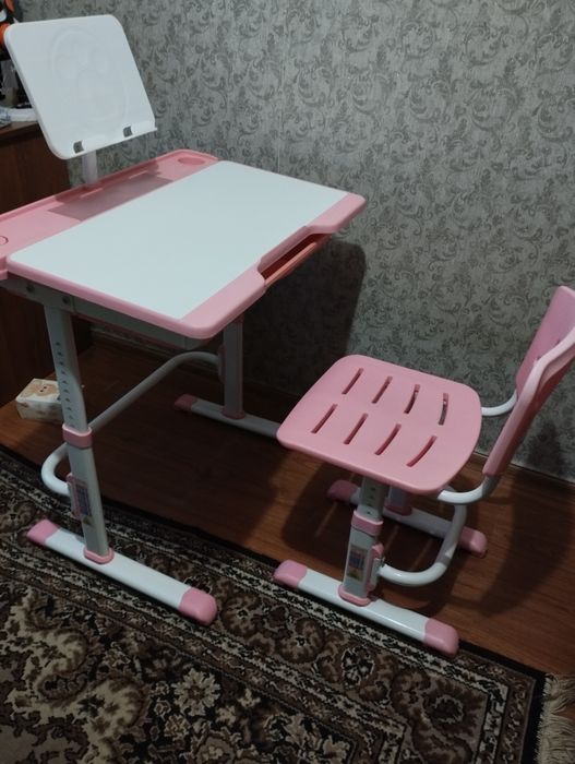 Парта со стулом детская