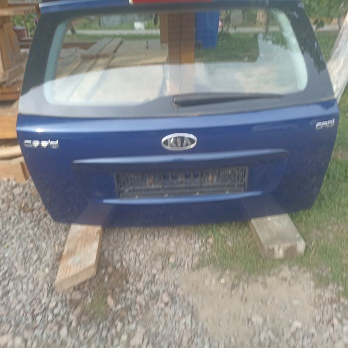 кришка багажника Кіа сід універсал kia ceed
