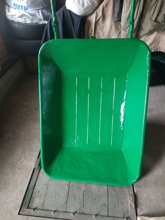 Тачка будівельна,садова.