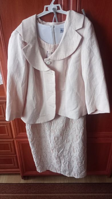 Garsonka, sukienka z żakietem 48/4xl