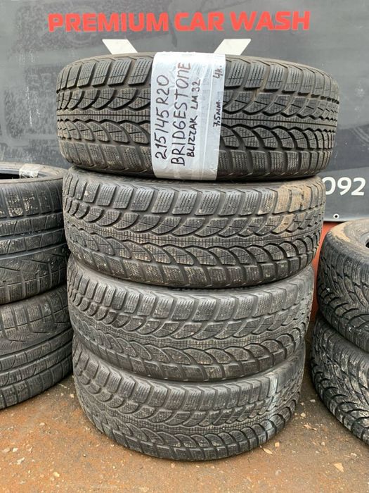 215 45 20 bridgstone blizzak зима 4 штуки протектор 90%