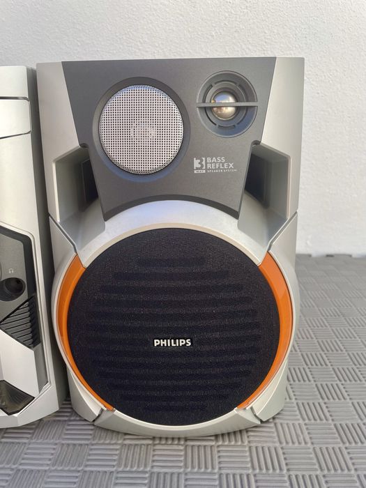 Aparelhagem Philips FW-C355 Mini Hi-Fi System — 3CD, Duplo Cassete, 80W+80W