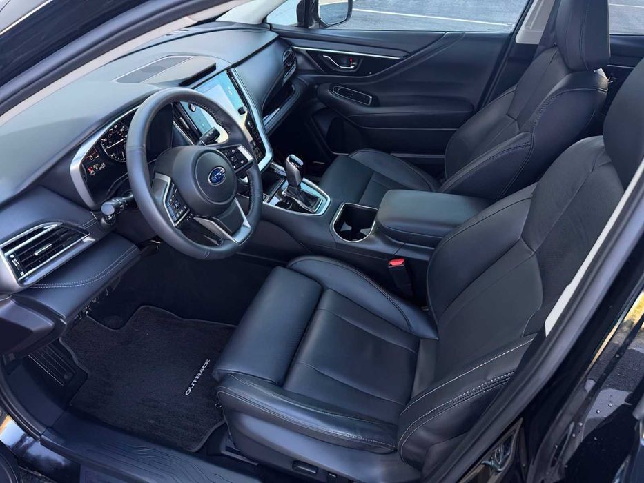 Subaru Outback Limited      2023