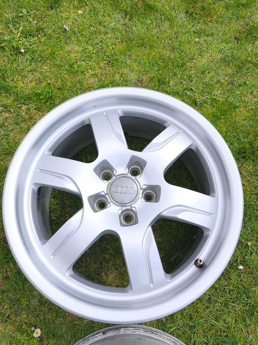 Felgi Aluminiowe Audi 17" 5x112