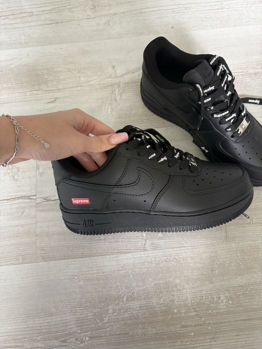 Nike Air Force1 supreme