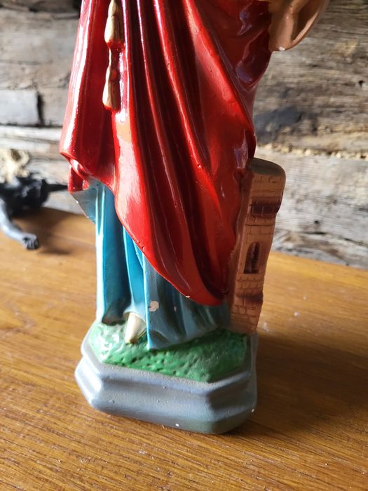 Stara figurka Święta Barbara