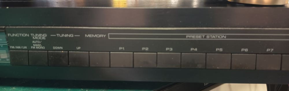 Tuner Yamaha T-520