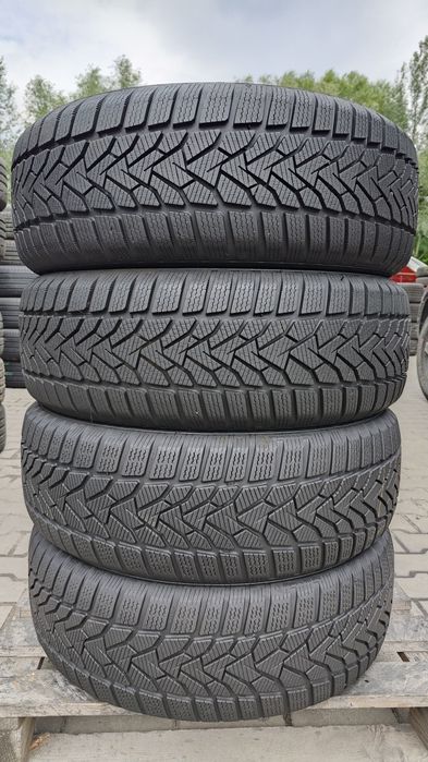 215/60/17 Uniroyal Winter Expert komplet