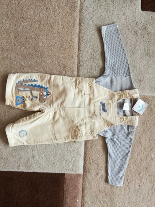 Komplet spodnie + bluzka NOWE