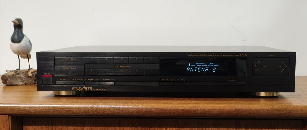 Sintonizador Grundig Fine Arts T-905