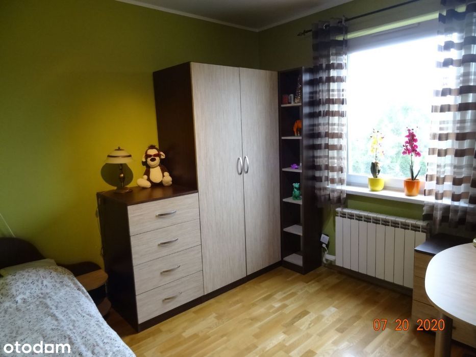wynajmę 3 pok mieszkanie na 1 piętrze z balkonem