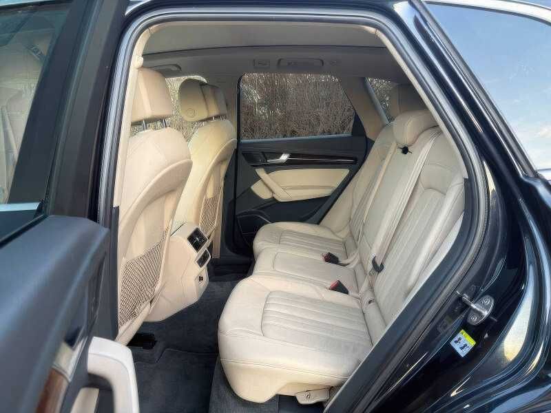 2018 Audi Q5 2.0T quattro Premium Plus