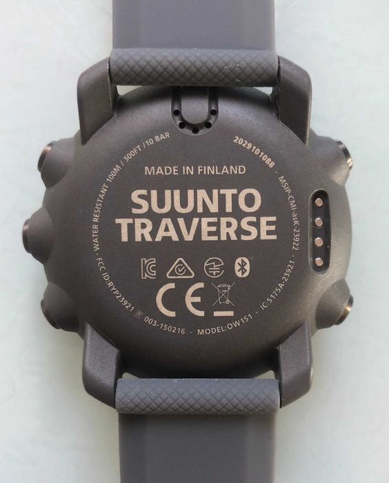 Спортивные часы смартчасы Suunto Traverse GPS