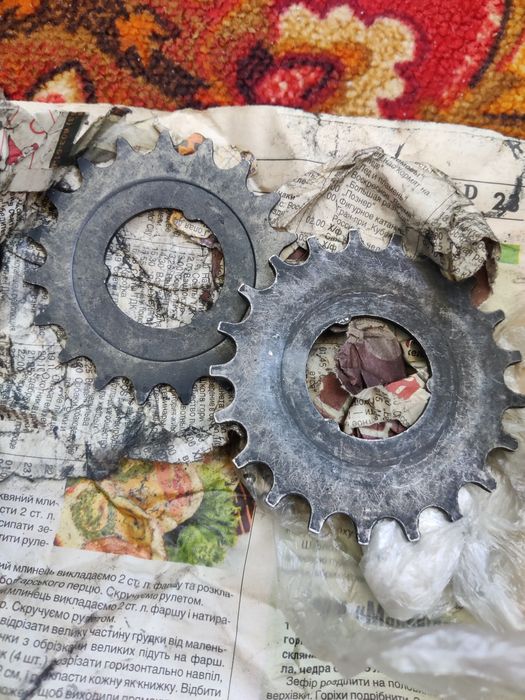 Запчасти от велосипеда советского Украина Салют