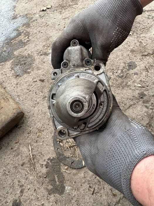 Продам стартер мерседес 210 2.0 бензин