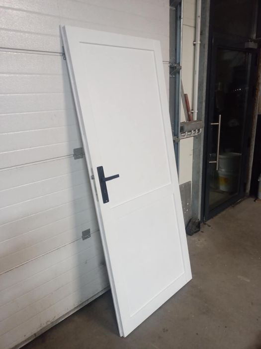 Drzwi sosnowe wewnętrzne