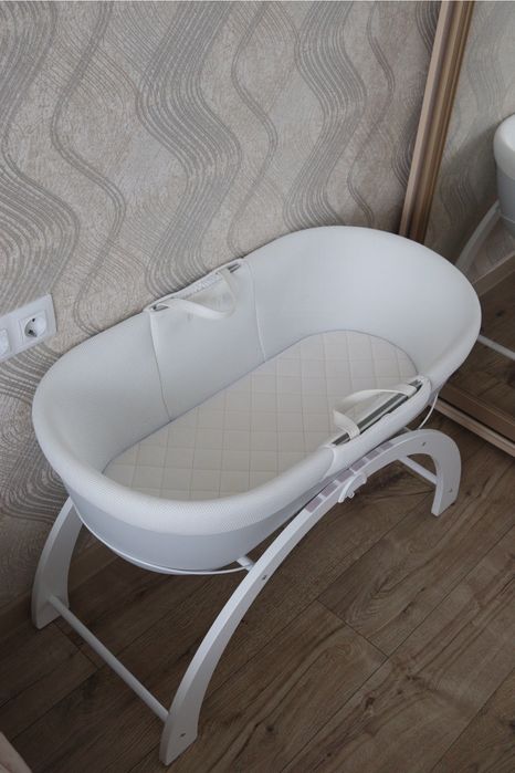 Кошик SHNUGGLE Moses з підставкою Dreami