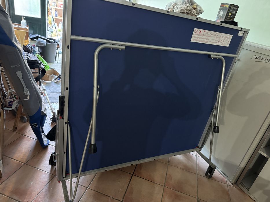 Mesa Cornilleau como nova