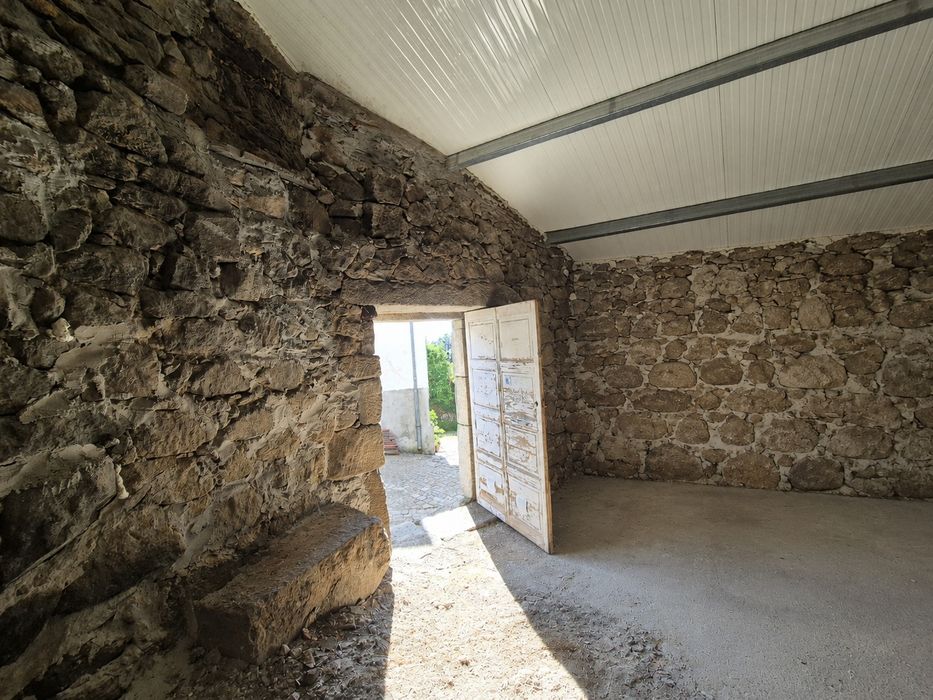 Casa de Arrumos com 40m2 de area coberta
