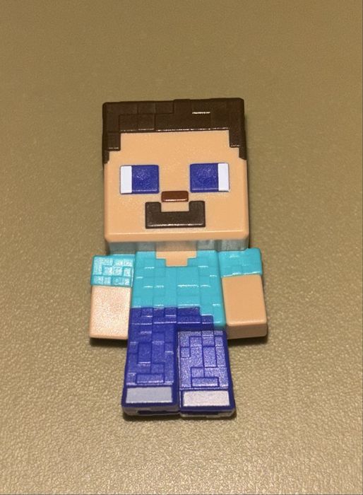 Figurki Minecraft Kinder Joy, Steave
