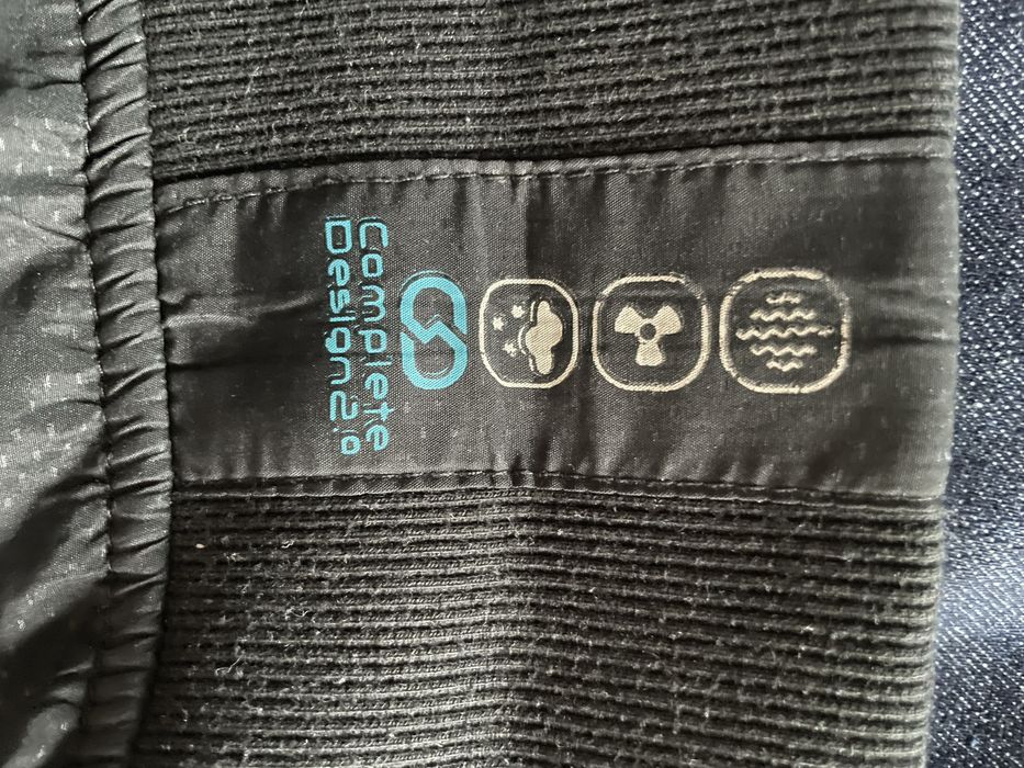 Bluza czarna na zamek XXL