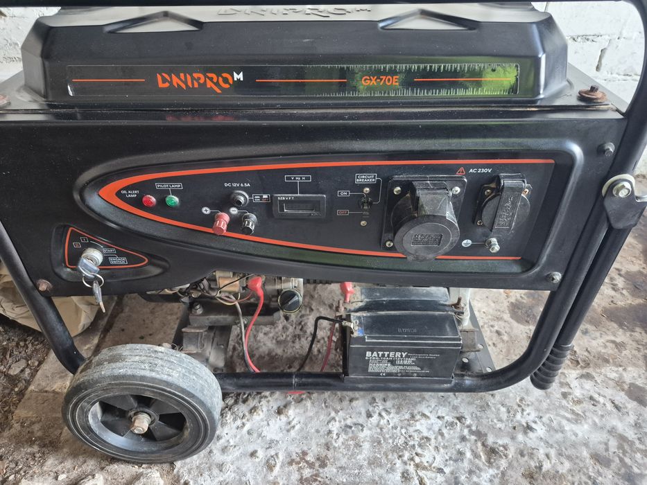 Продам генератор GX 70 E