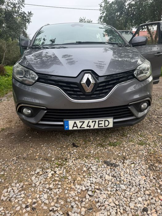 Renault grand scenic