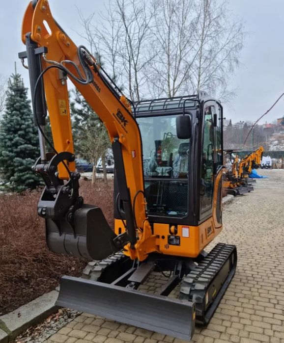 Оренда Екскаватора та Спец техники