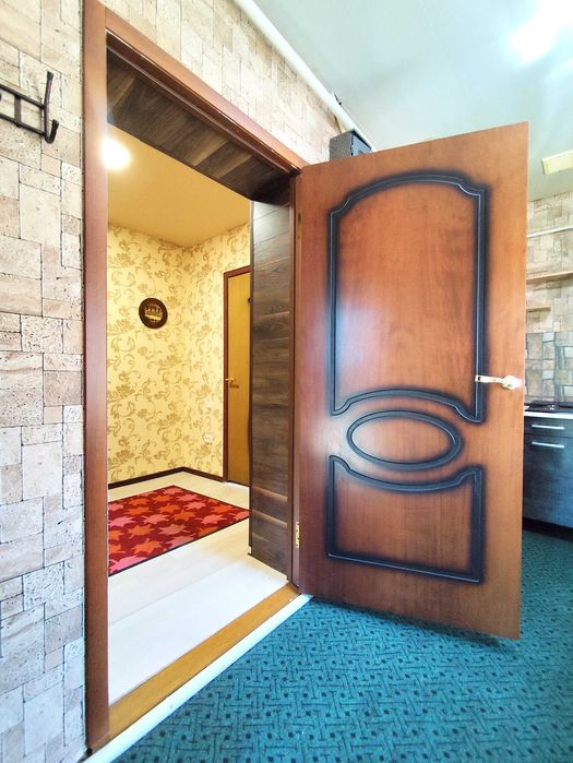 Продам в Валках часть дома в статусе квартиры