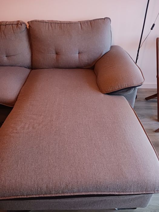 Sofá usado com chaiselongue