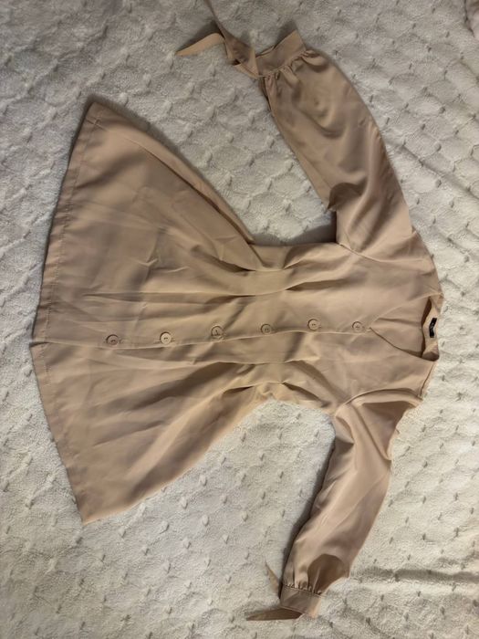 Жіноча сукня.