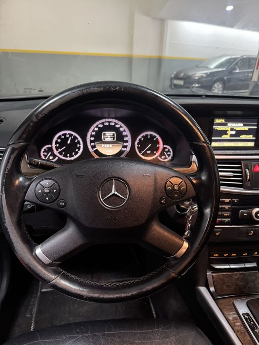 Mercedes benz E 200