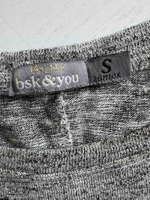 Платье базовое серое Bershka для девочки, можно в школу, размер S 36