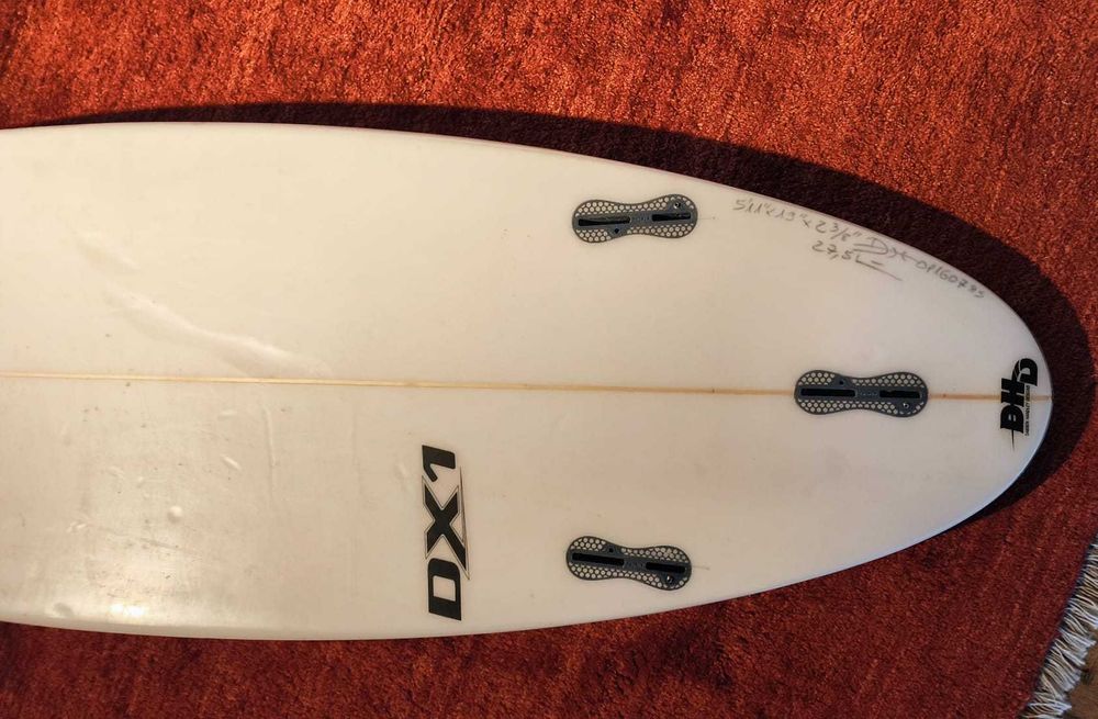 Prancha de Surf DHD 5,11 / 19 / 2 3/8 /27,5L