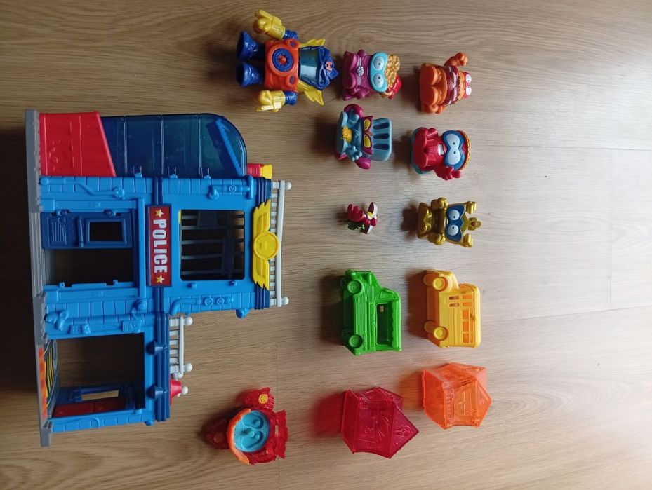 Conjunto de superthings e kazooms