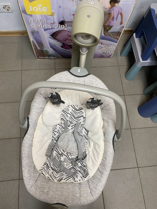 Заколисуючий центр Joie Serina 2в1 качель гойдалка