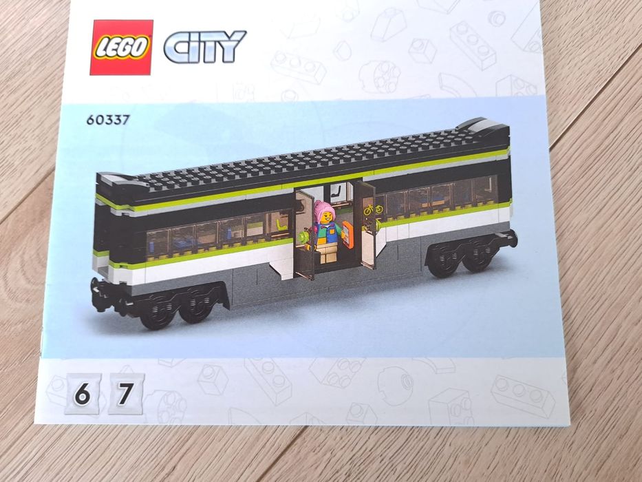 Lego Wagon Osobowy 60337