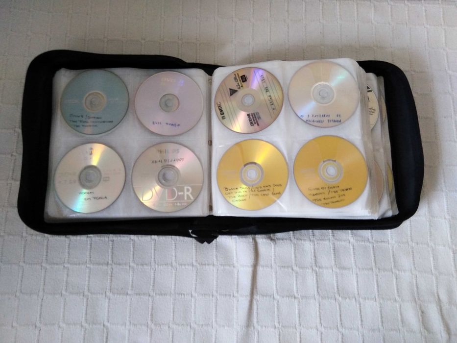 Mala Porta CDs/DVDs