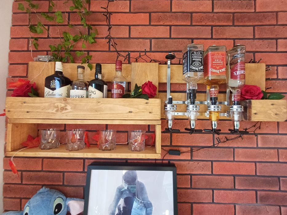 Pólka  na whisky/alkohol
