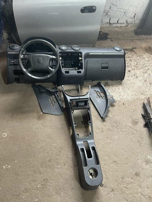 Пластик салона /Торпеда джили СК 2 ск3 geely CK geely mk