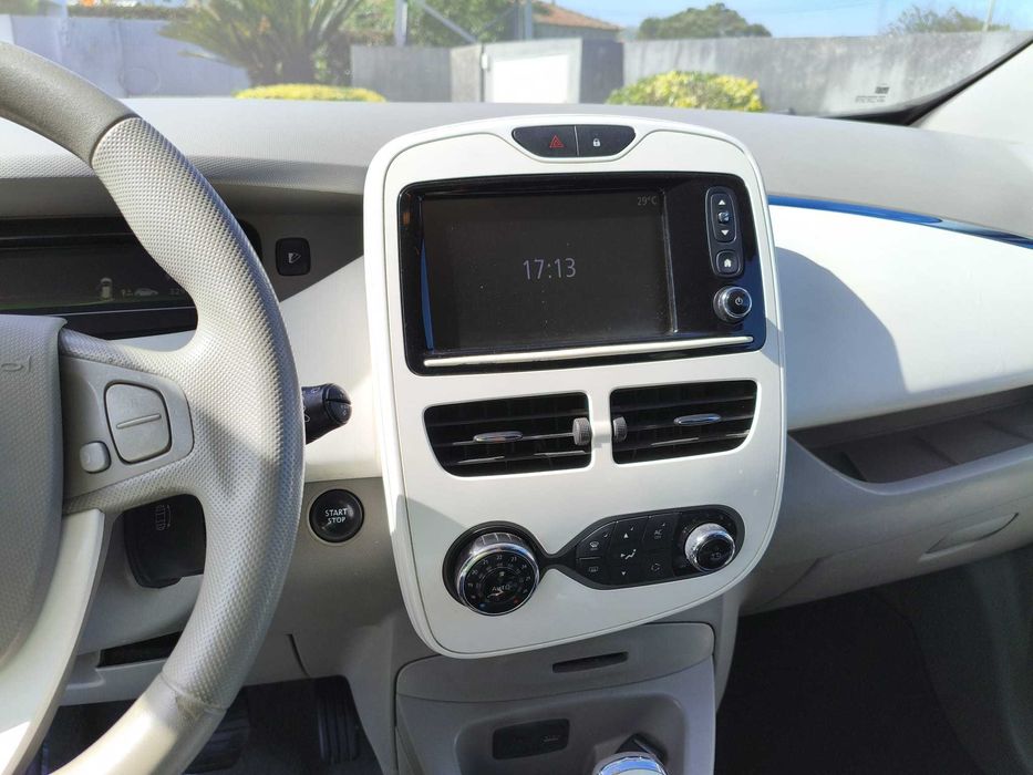 Renault Zoe (ZE229) Bateria Própria | 94000km | Autonomia de 120km