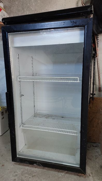Холодильник 1.2м